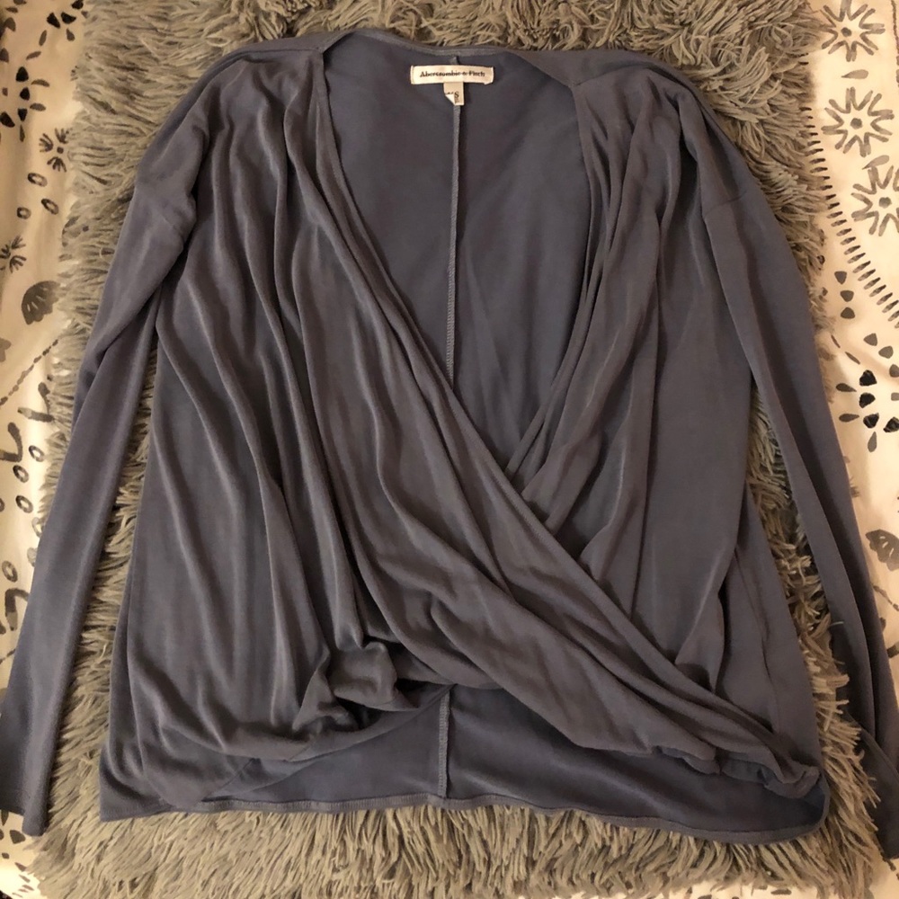 Cross front Abercrombie long sleeve